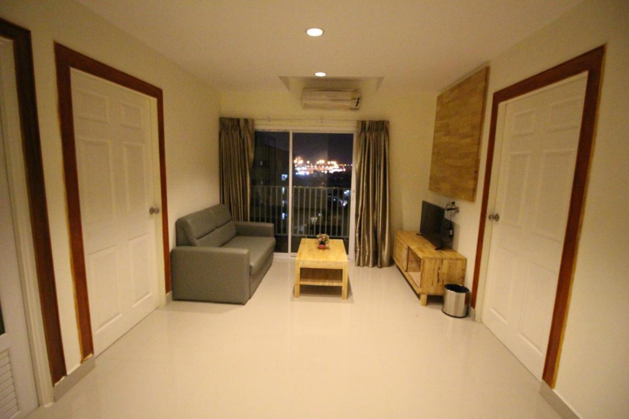 Lee Place Phatthanakan Condo Banguecoque Exterior foto